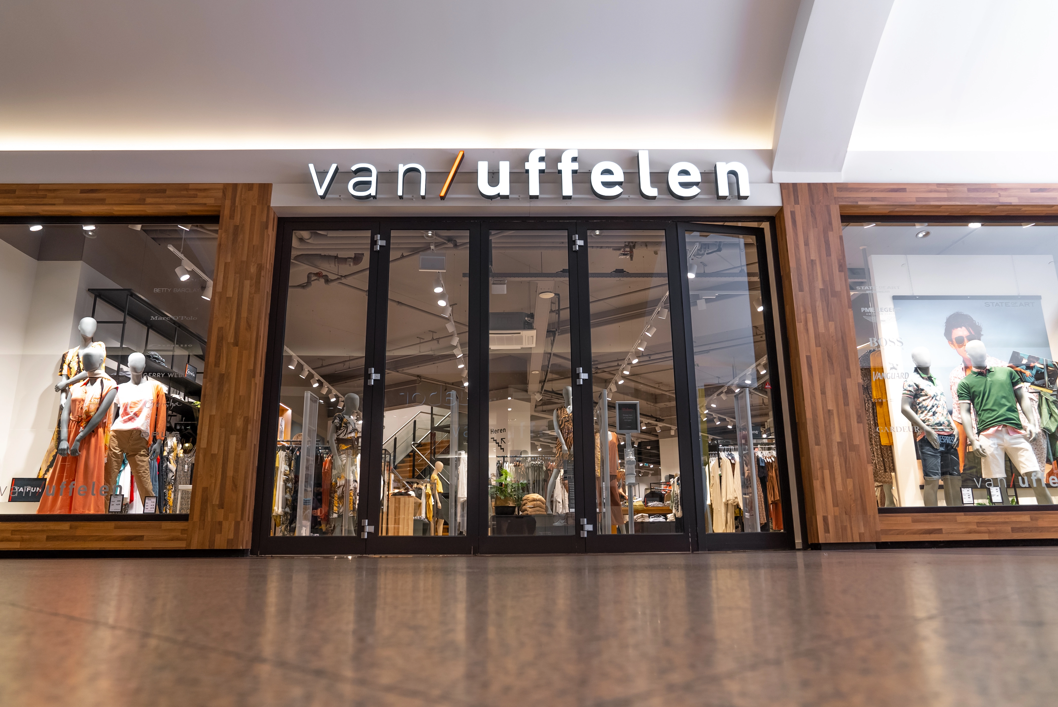 Van Uffelen Eindhoven kledingwinkel voor dames- en herenmode