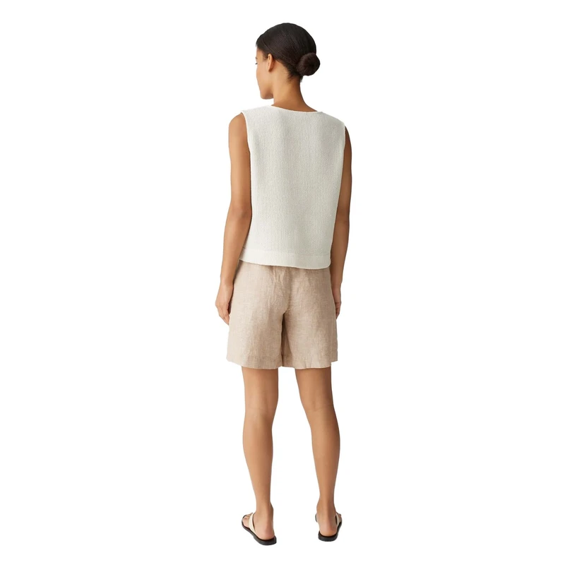 - Opus BEIGE