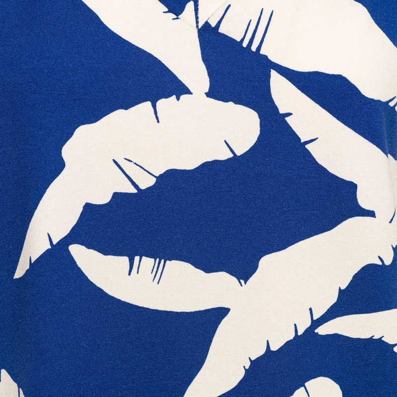- &CO Woman BLAUW DESSIN