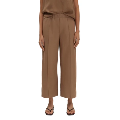 Dames Broek Curilo resort