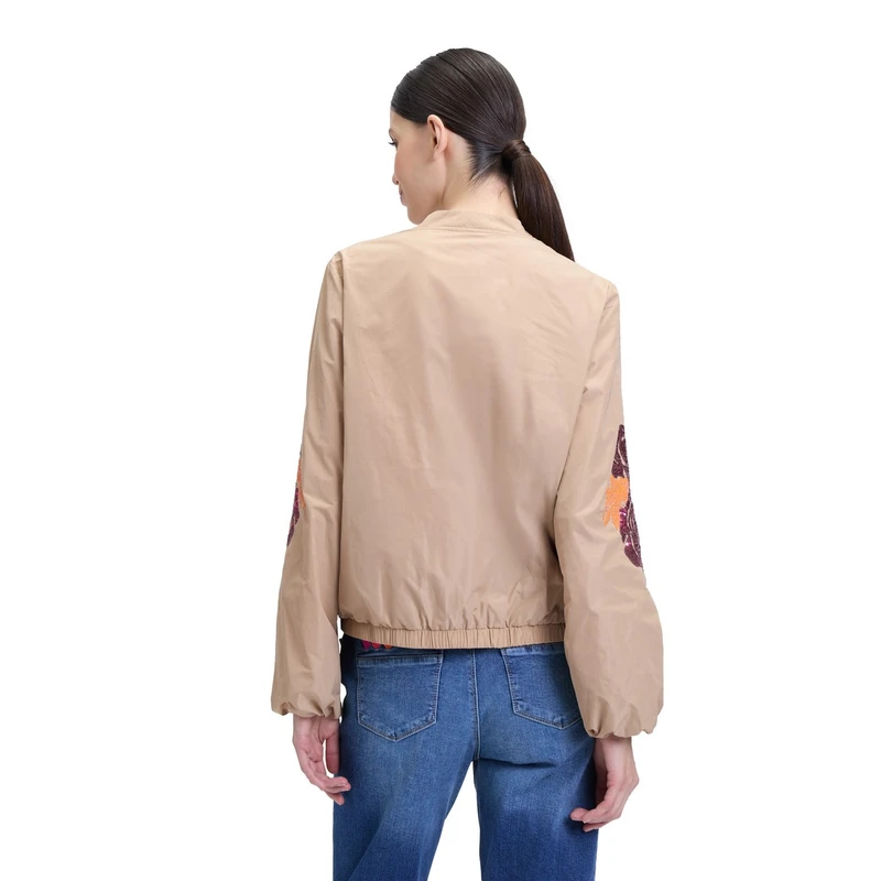 Dames Jack 46137228 Cartoon ECRU