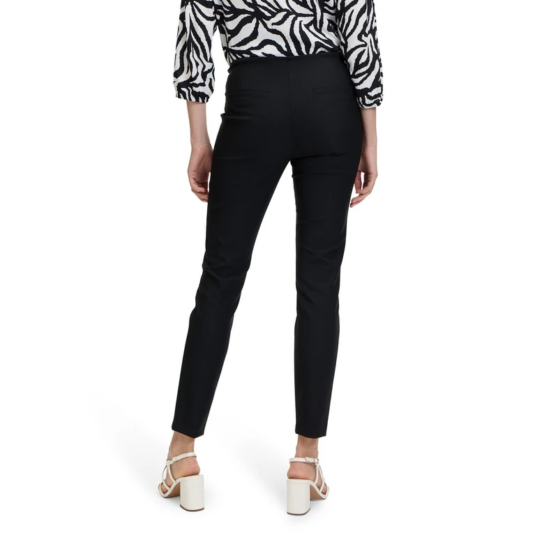Dames Pantalon 68122150 Betty Barclay ZWART