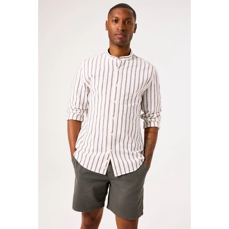Heren Short D51163 Garcia BRUIN MELE