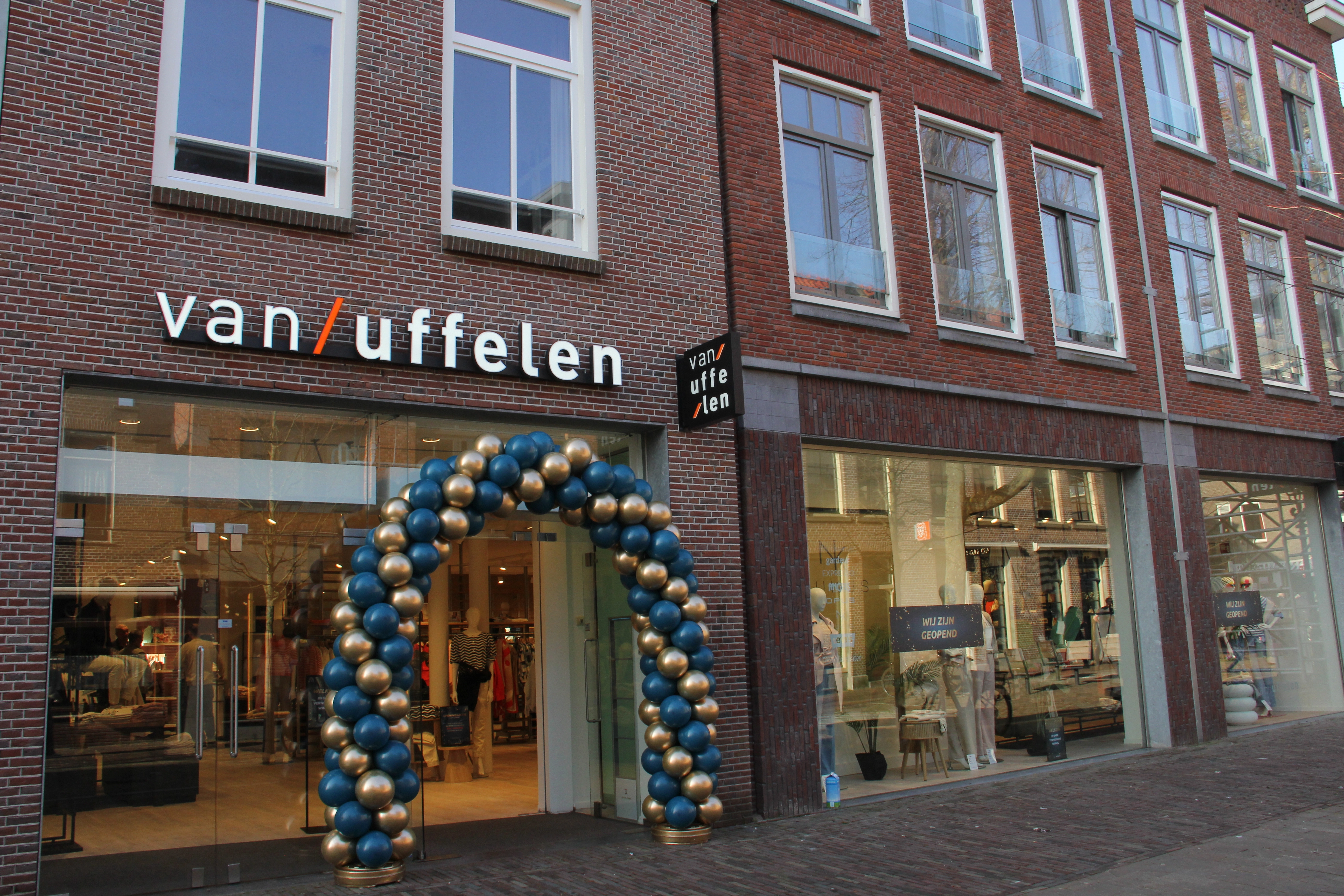 Van Uffelen Alkmaar kledingwinkel voor dames- en herenmode