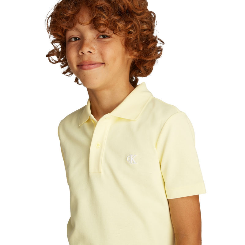 Jongens Polo IB0IB02486ZA6 Calvin Klein Jeans GEEL