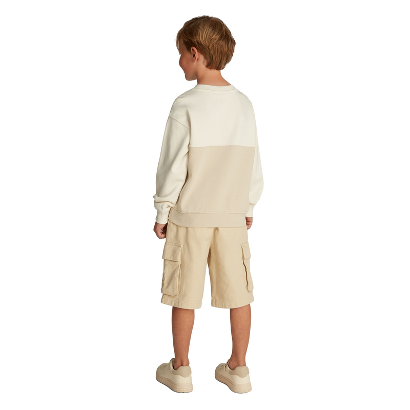 Jongens Trui IB0IB02470YAS Calvin Klein Jeans ECRU