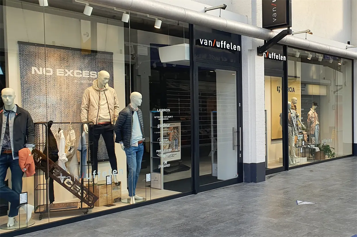 Van Uffelen Almelo Kledingwinkel voor Damesmode en herenmode