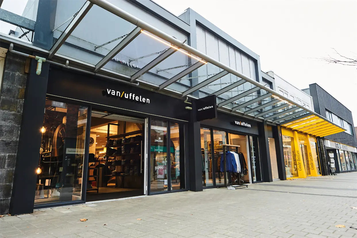 Van Uffelen Klazienaveen Kledingwinkel voor Damesmode en herenmode