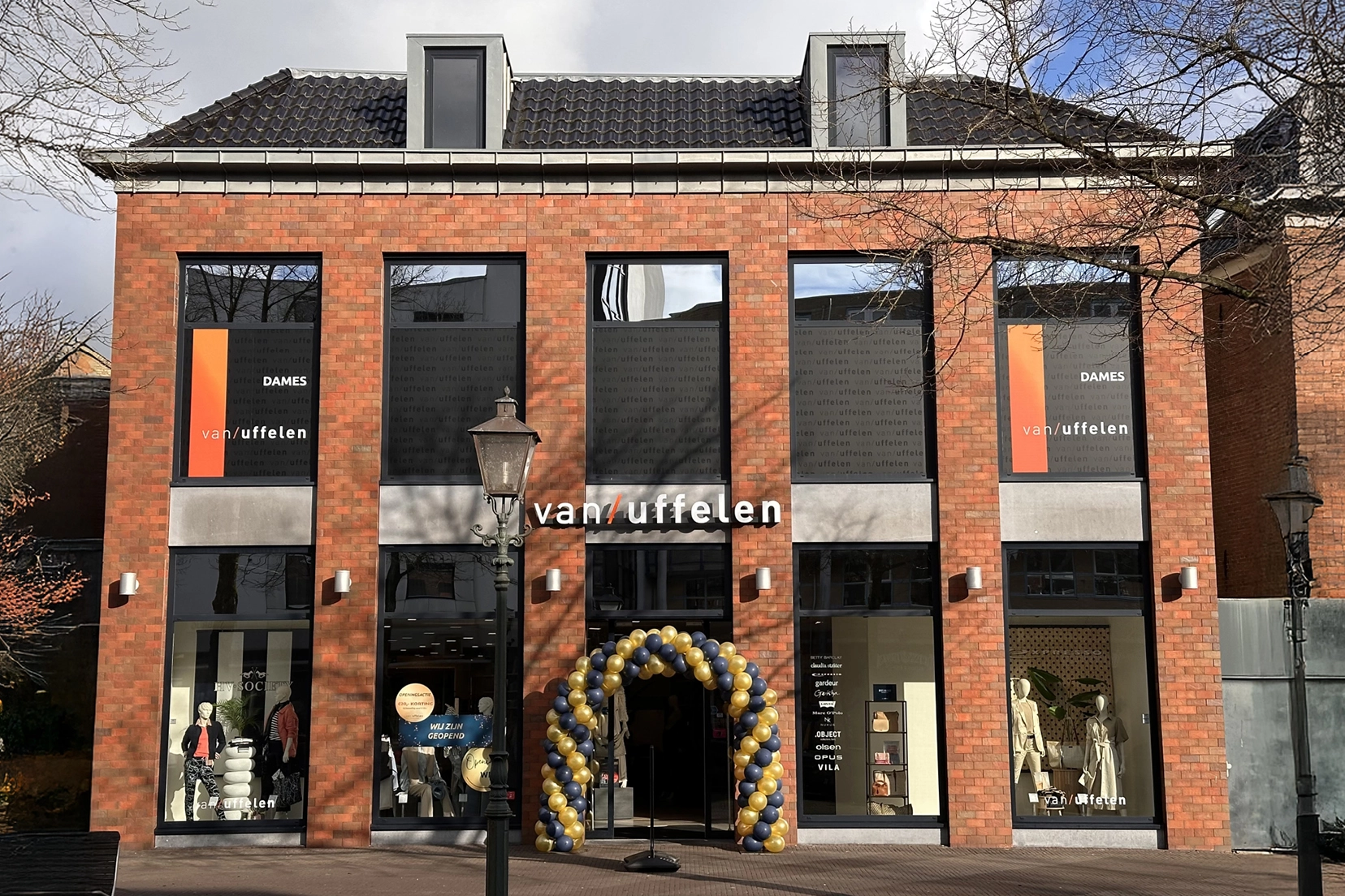Van Uffelen Heerenveen kledingwinkel voor damesmode