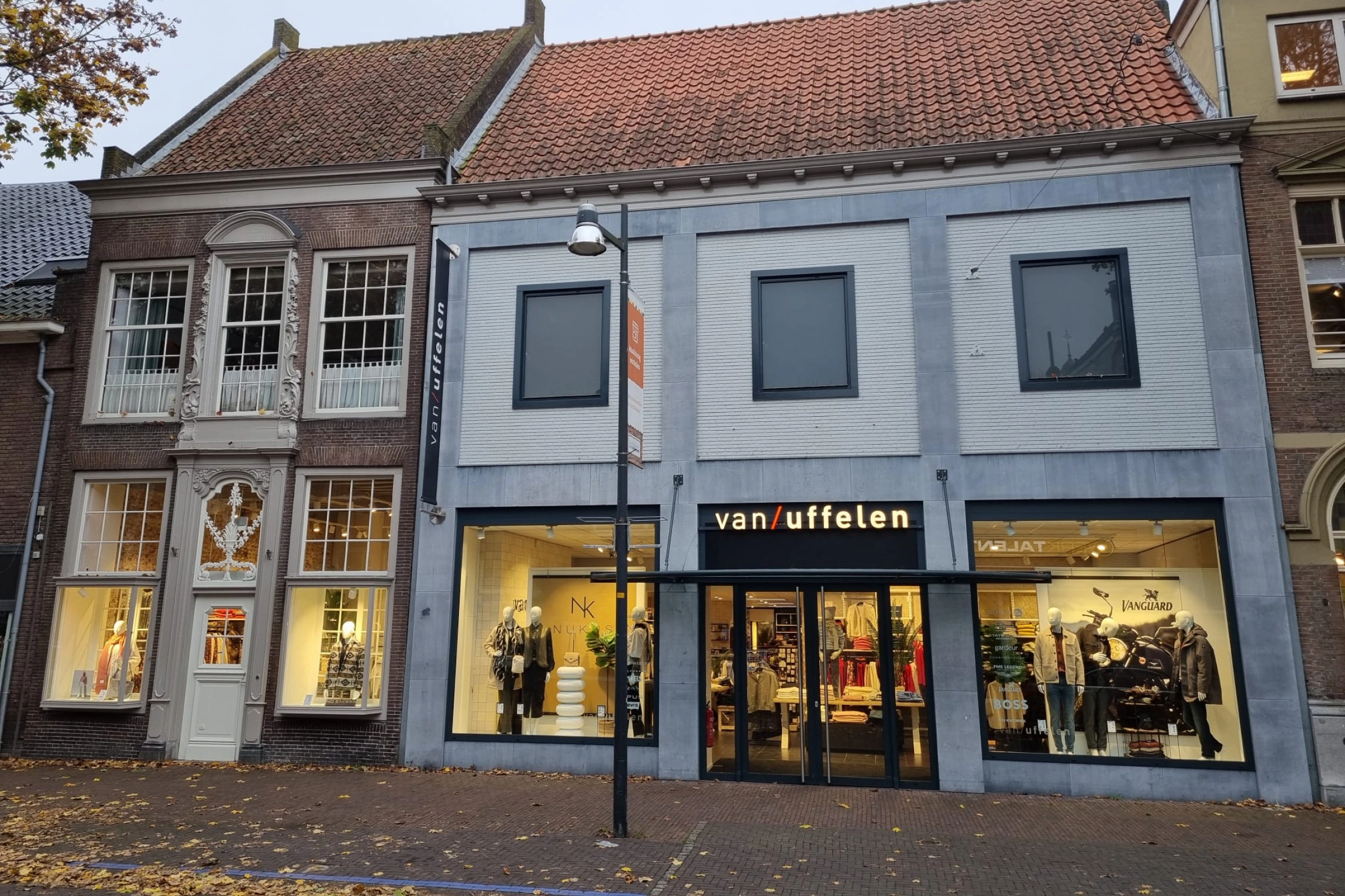 Van uffelen damesmode online hotsell